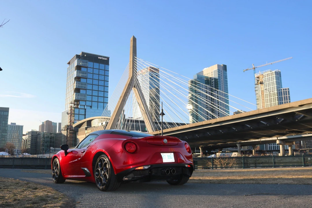 2017 Alfa Romeo 4C Coupe - Image 26 of 31