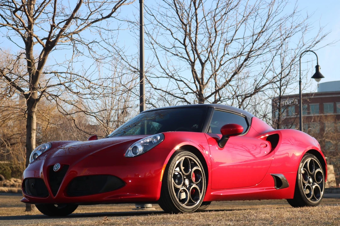 2017 Alfa Romeo 4C Coupe - Image 12 of 31
