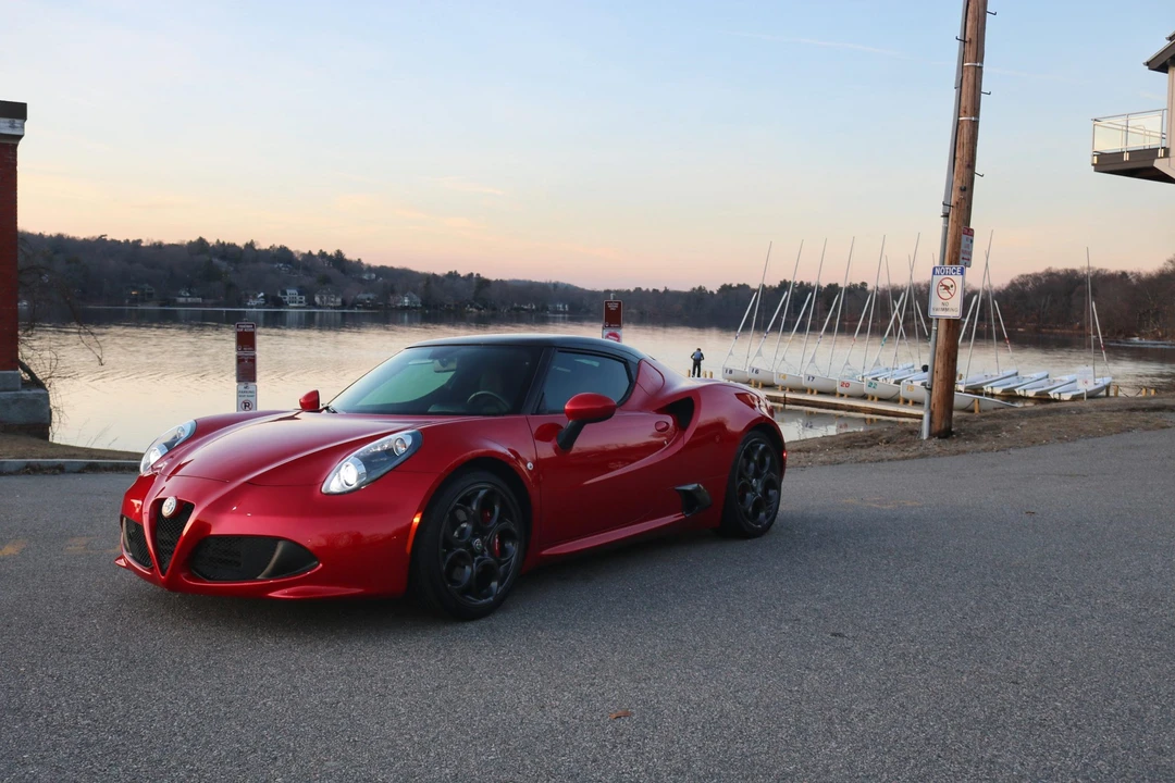 2017 Alfa Romeo 4C Coupe - Image 8 of 31
