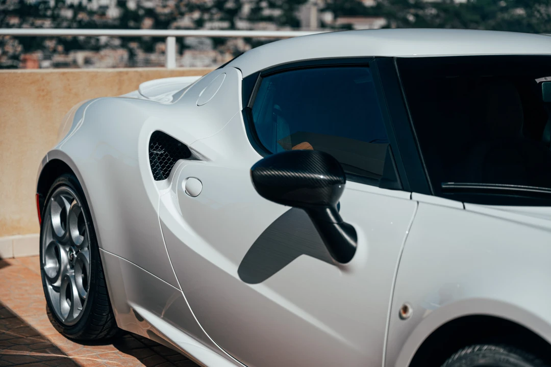 2017 Alfa Romeo 4C - Image 21 of 31