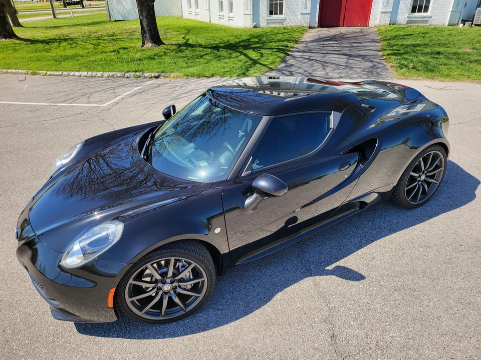 2017 Alfa Romeo 4C Coupe - Image 16 of 31