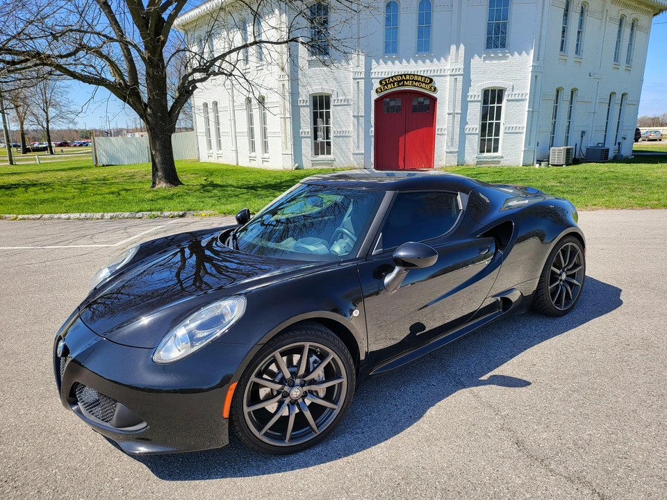 2017 Alfa Romeo 4C Coupe - Image 15 of 31