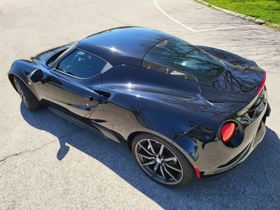 2017 Alfa Romeo 4C Coupe - Image 25 of 31