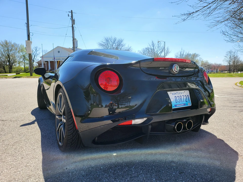 2017 Alfa Romeo 4C Coupe - Image 29 of 31