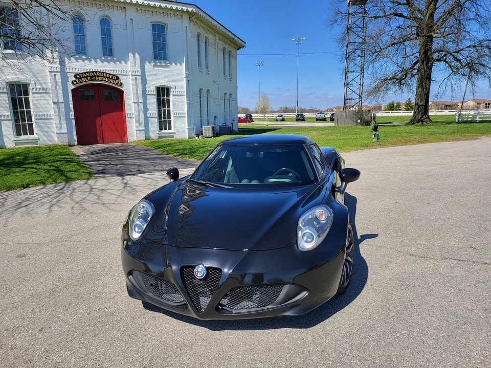 2017 Alfa Romeo 4C Coupe - Image 8 of 31