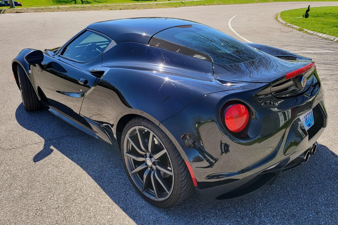2017 Alfa Romeo 4C Coupe - Image 4 of 31