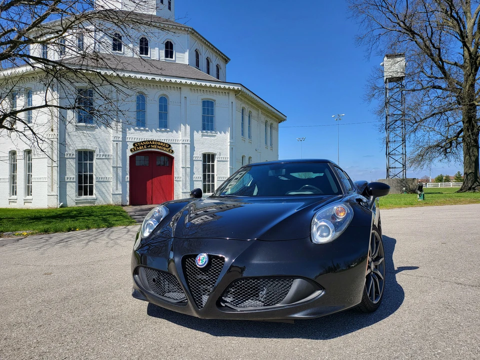2017 Alfa Romeo 4C Coupe - Image 9 of 31