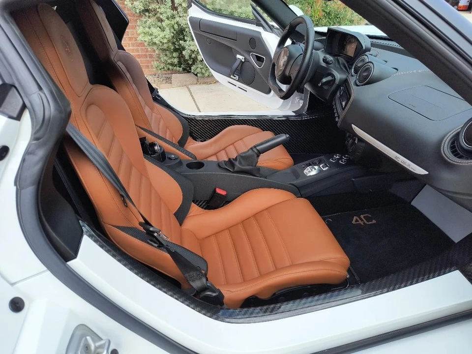 2017 Alfa Romeo 4C - Image 26 of 29