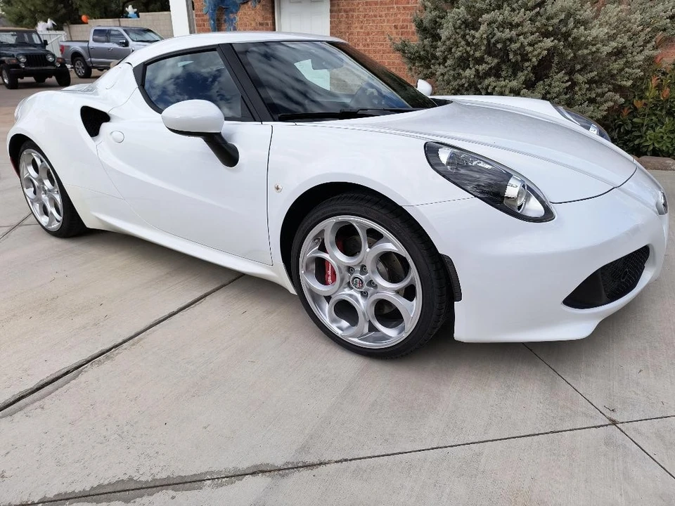 2017 Alfa Romeo 4C - Image 18 of 29