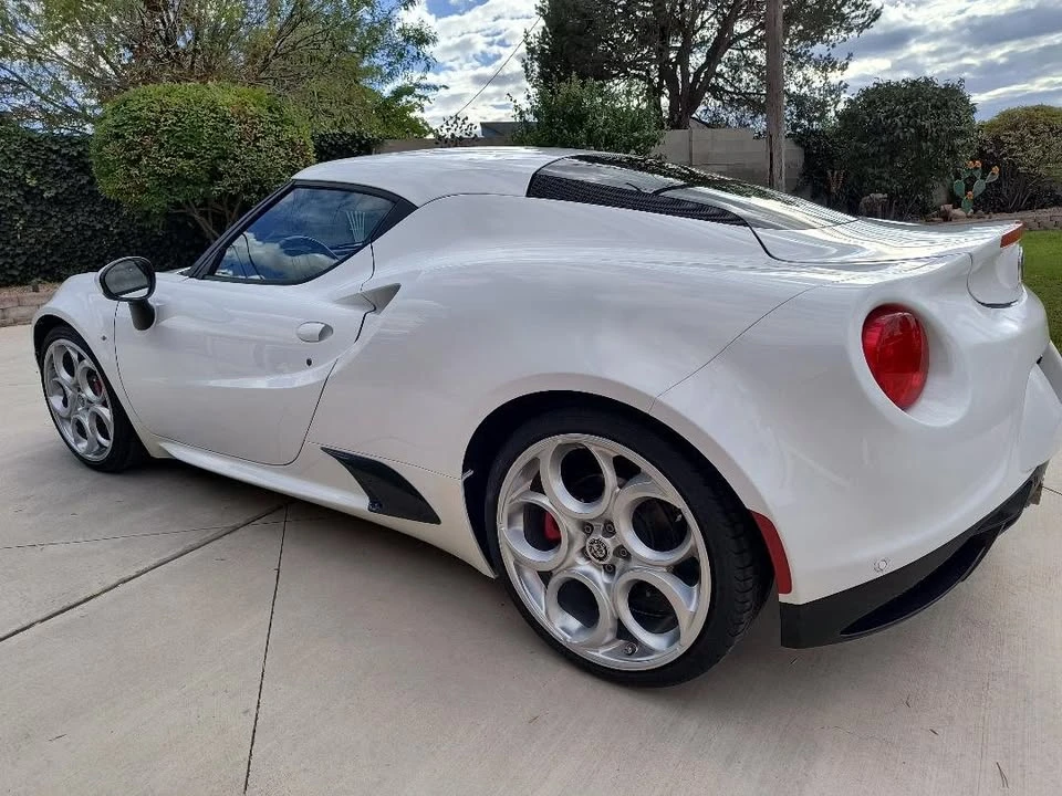 2017 Alfa Romeo 4C - Image 17 of 20