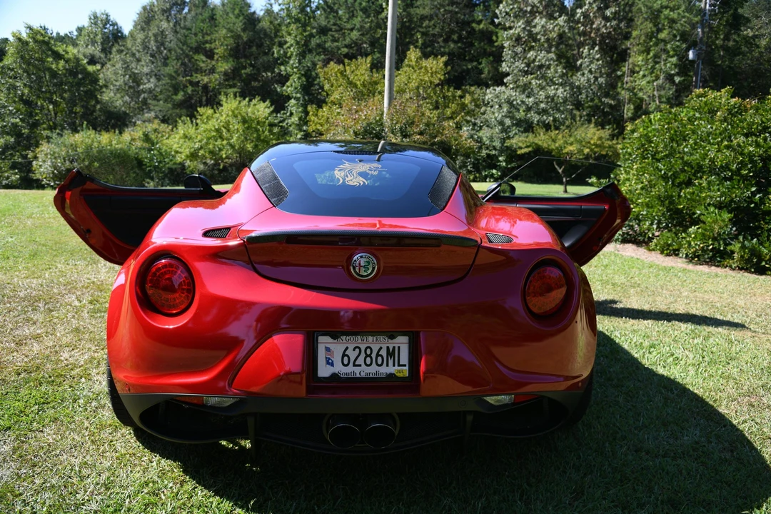 2017 Alfa Romeo 4C - Image 12 of 31