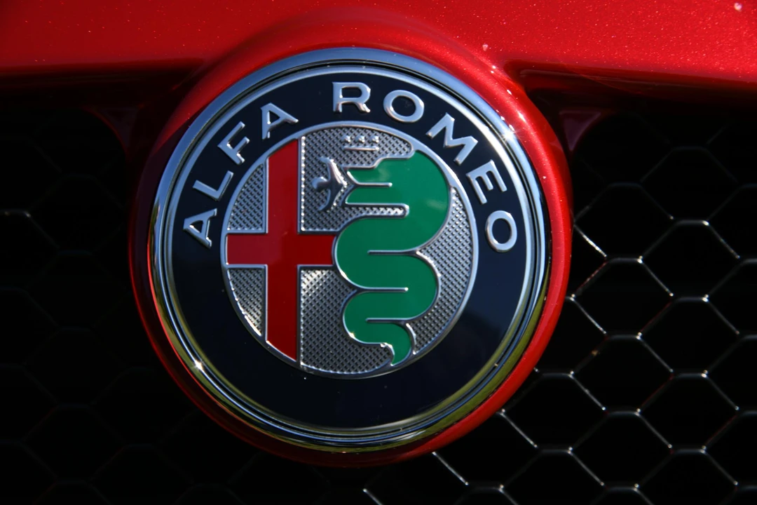 2017 Alfa Romeo 4C - Image 20 of 31