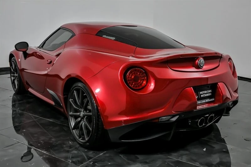 2017 Alfa Romeo 4C - Image 8 of 21