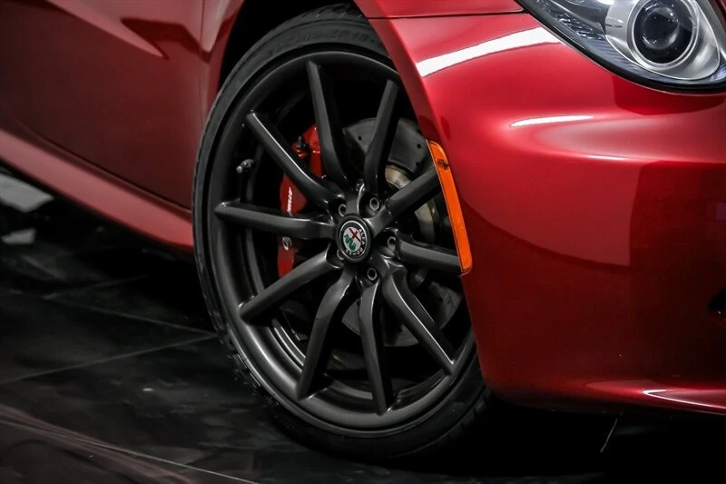 2017 Alfa Romeo 4C - Image 3 of 21