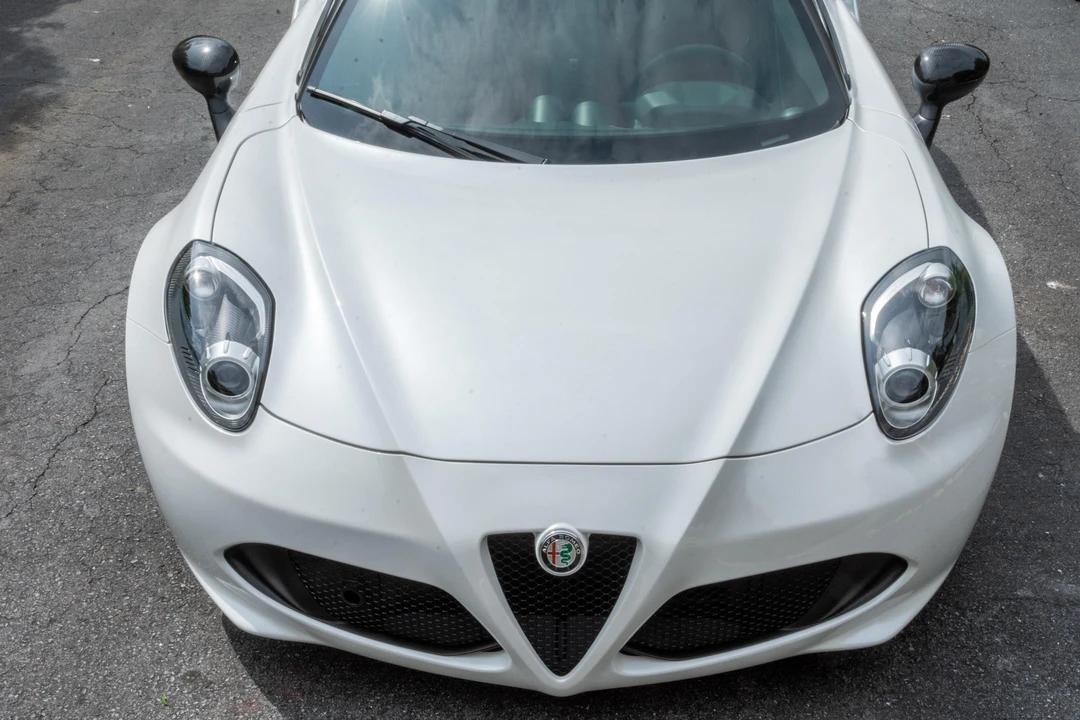 2017 Alfa Romeo 4C Coupe - Image 16 of 31