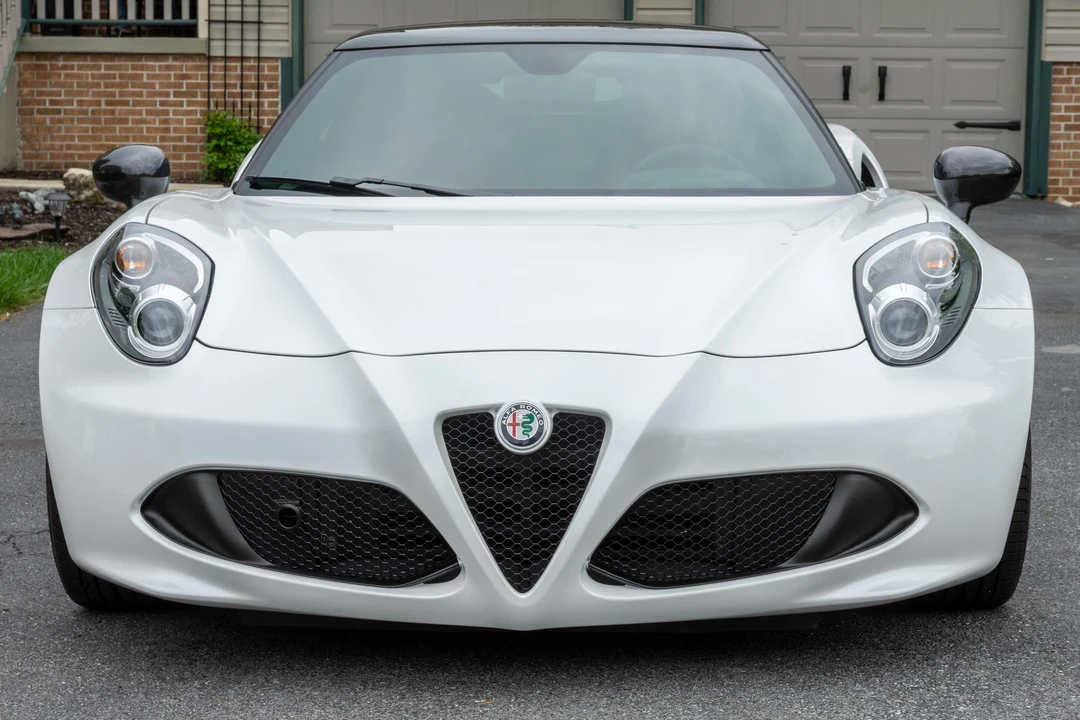 2017 Alfa Romeo 4C Coupe - Image 2 of 31