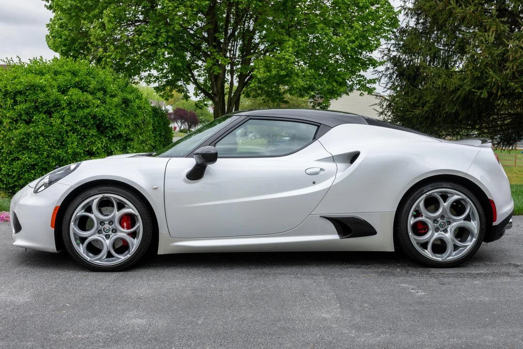2017 Alfa Romeo 4C Coupe - Image 3 of 31