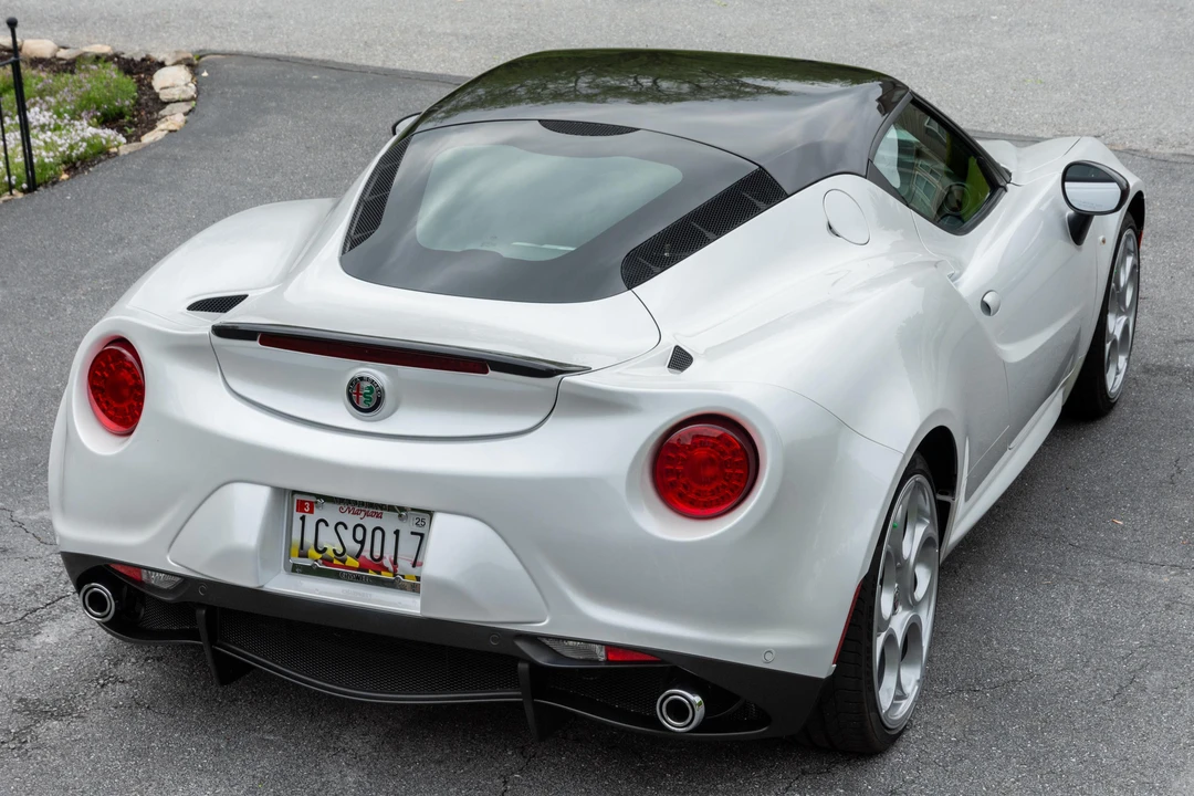 2017 Alfa Romeo 4C Coupe - Image 4 of 31
