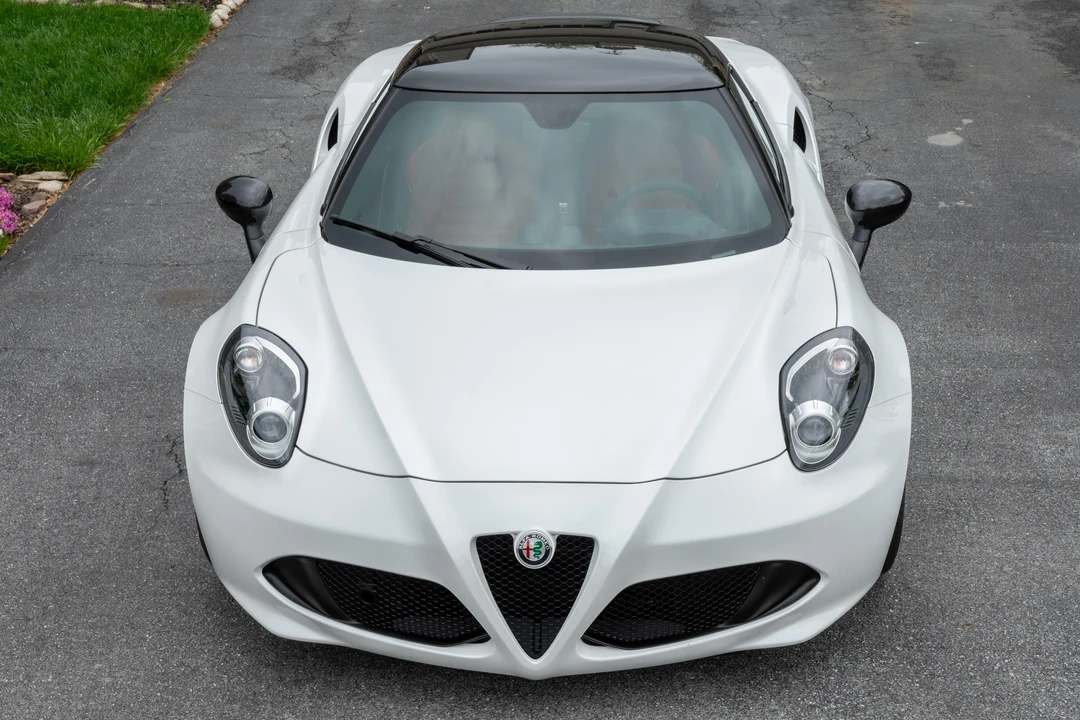 2017 Alfa Romeo 4C Coupe - Image 6 of 31