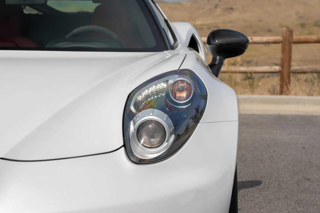 2017 Alfa Romeo 4C - Image 29 of 31