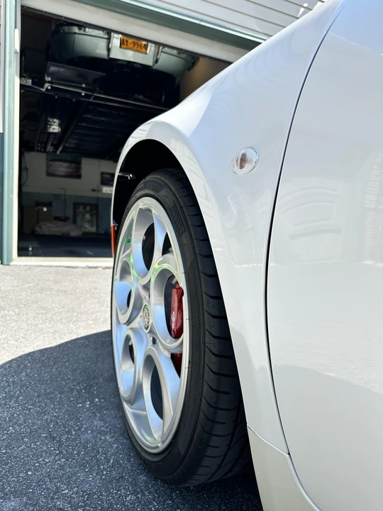 2017 Alfa Romeo 4C Coupe - Image 26 of 31