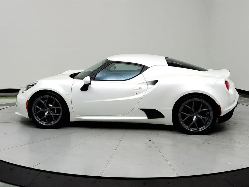 2017 Alfa Romeo 4C Spider - Image 6 of 14
