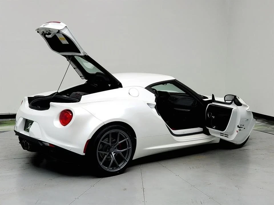 2017 Alfa Romeo 4C Spider - Image 7 of 14