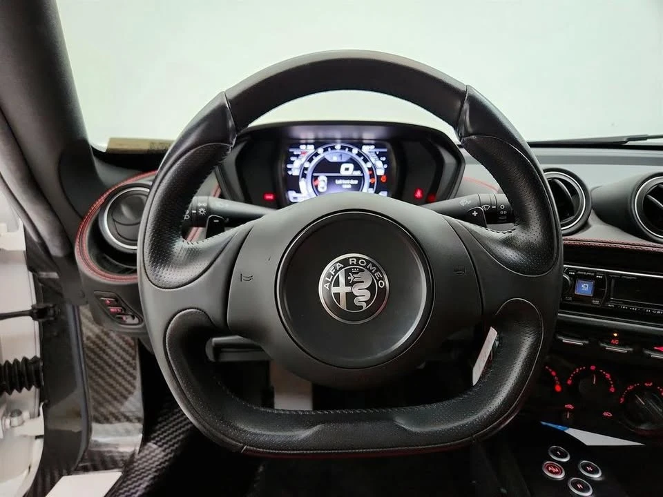 2017 Alfa Romeo 4C Spider - Image 14 of 18