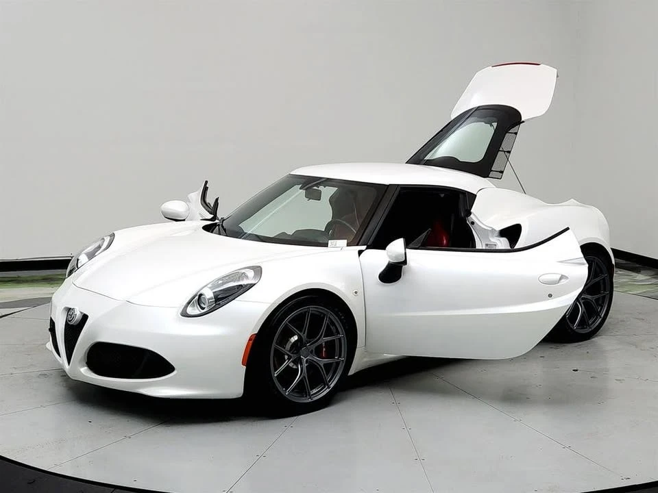 2017 Alfa Romeo 4C Spider - Image 7 of 18