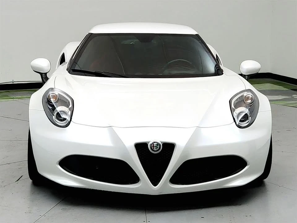 2017 Alfa Romeo 4C Spider - Image 2 of 18
