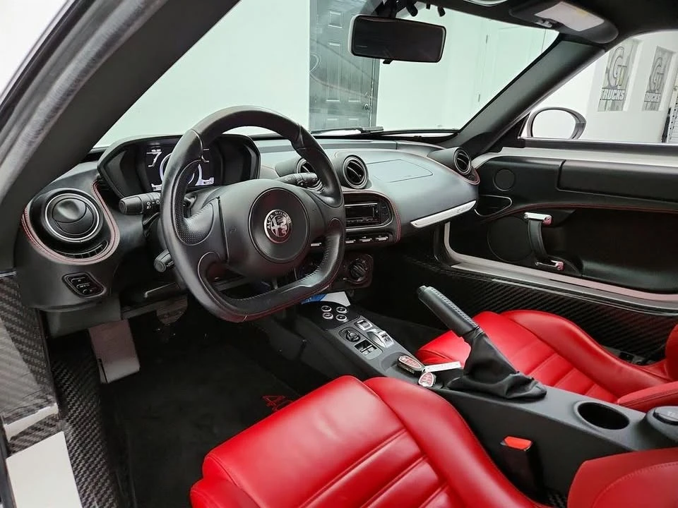 2017 Alfa Romeo 4C Spider - Image 11 of 18