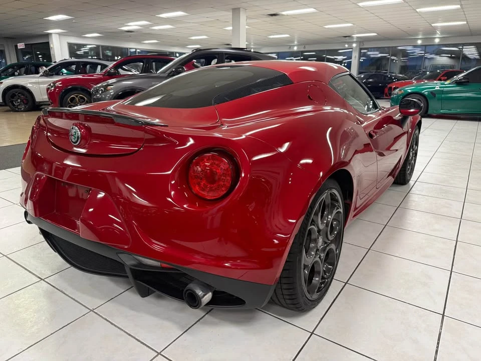2017 Alfa Romeo 4C Spider - Image 4 of 10