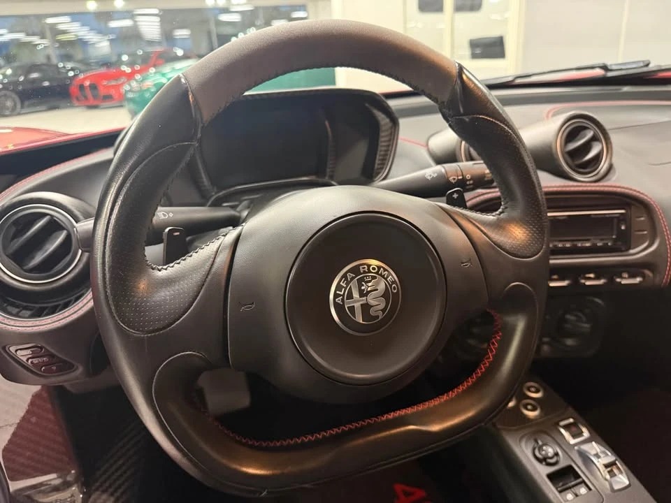 2017 Alfa Romeo 4C Spider - Image 8 of 10