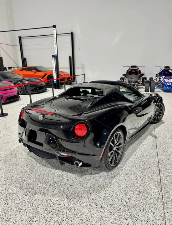 2017 Alfa Romeo 4C Spider - Image 3 of 19