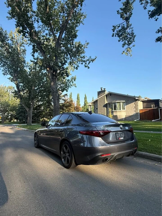 2017 Alfa Romeo Giulia - Image 3 of 13