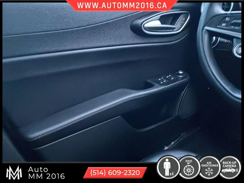 2017 Alfa Romeo Giulia - Image 19 of 20