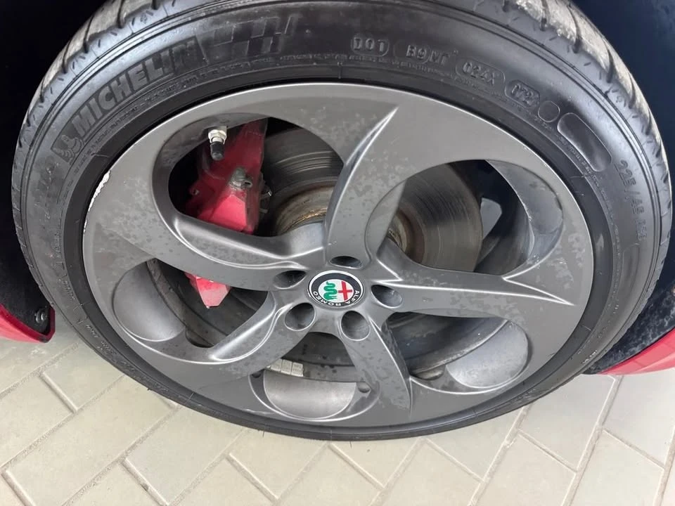 2017 Alfa Romeo Giulia - Image 7 of 20