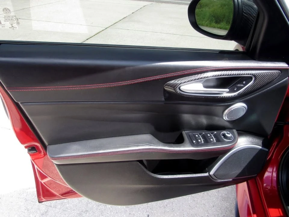 2017 Alfa Romeo Giulia Quadrifoglio - Image 10 of 19