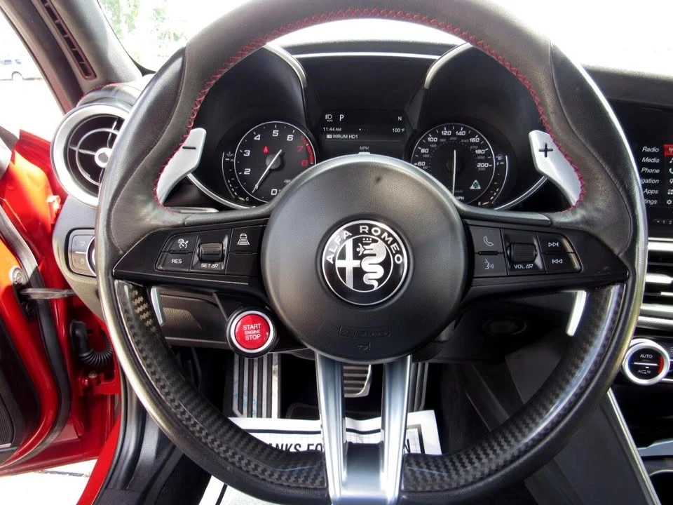 2017 Alfa Romeo Giulia Quadrifoglio - Image 17 of 19