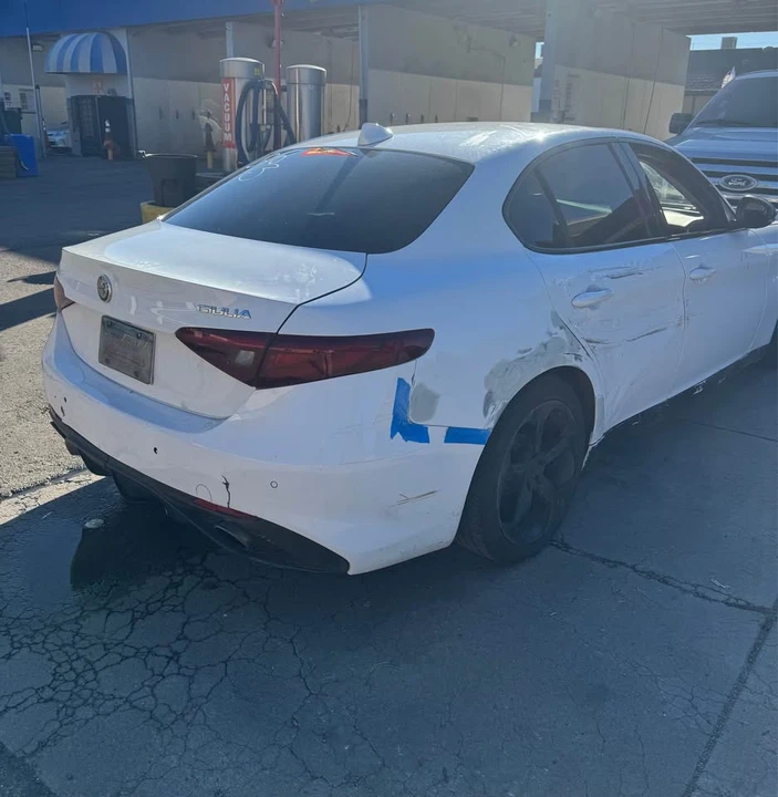 2017 Alfa Romeo Giulia - Image 3 of 4