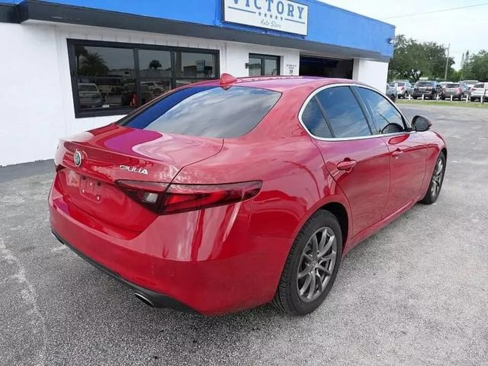 2017 Alfa Romeo Giulia - Image 3 of 16
