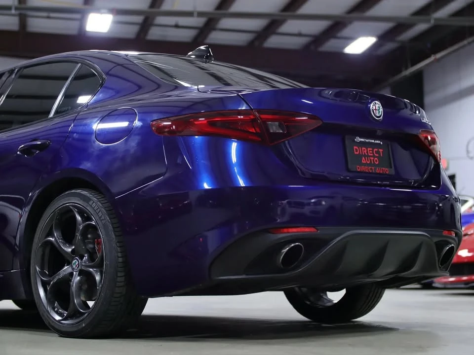 2017 Alfa Romeo Giulia - Image 13 of 20
