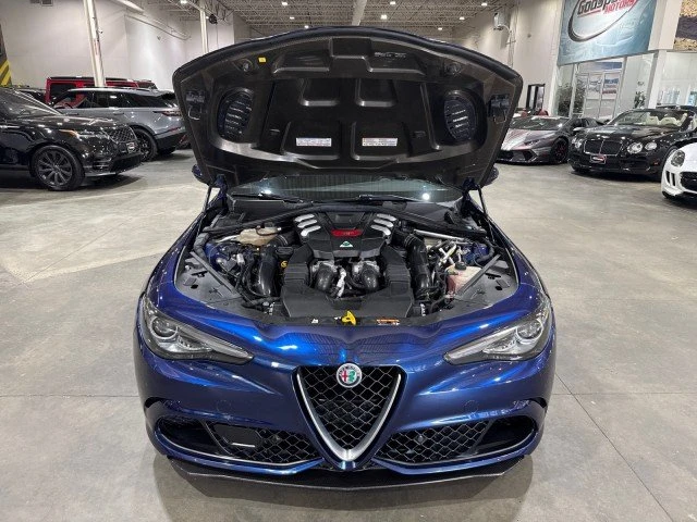 2017 Alfa Romeo Giulia - Image 18 of 20