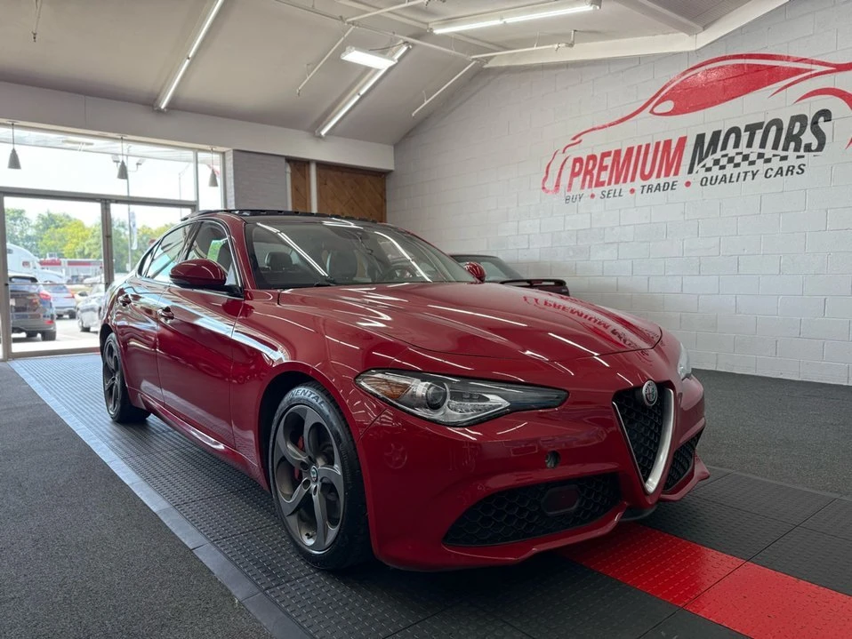 2017 Alfa Romeo Giulia - Image 2 of 19