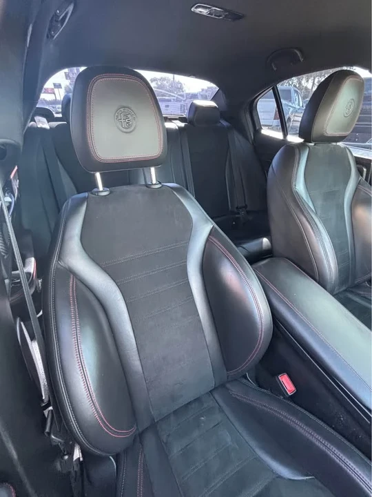 2017 Alfa Romeo Giulia - Image 4 of 10