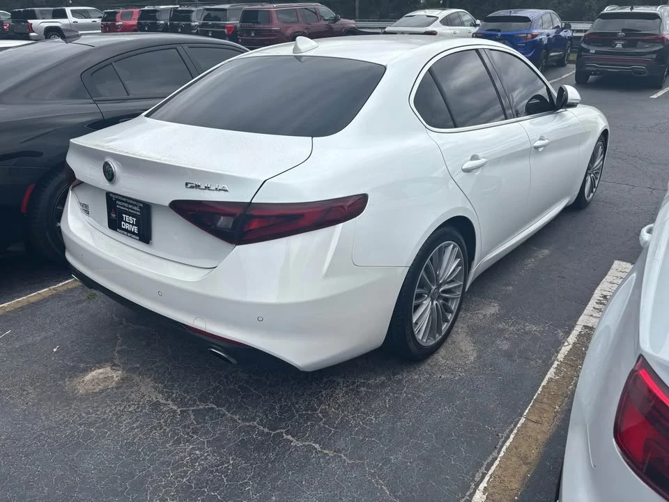 2017 Alfa Romeo Giulia - Image 2 of 6