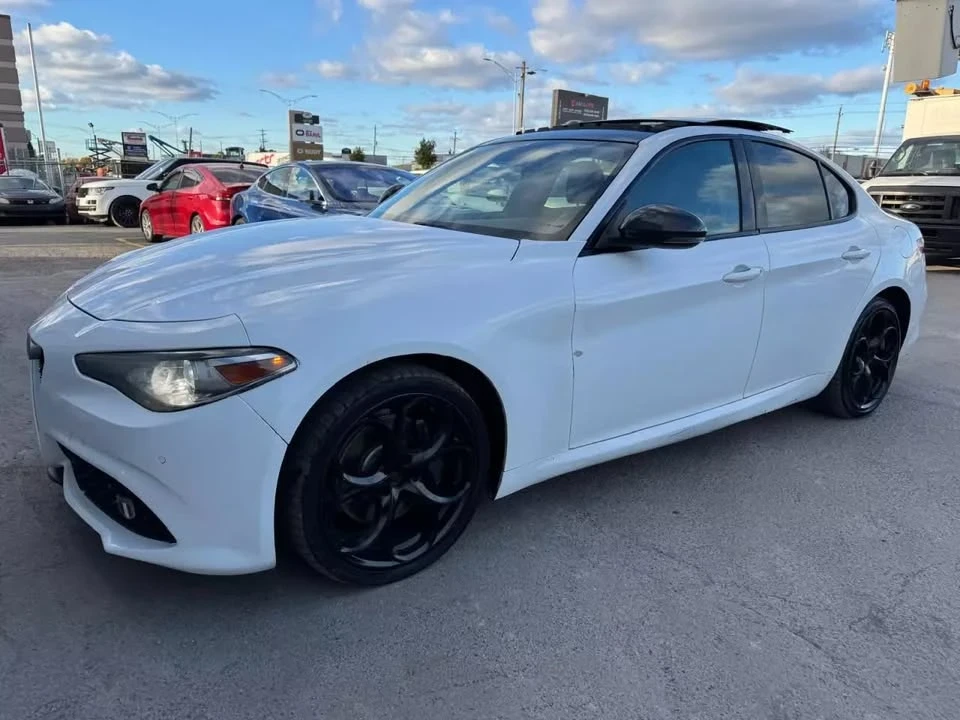 2017 Alfa Romeo Giulia - Image 4 of 20
