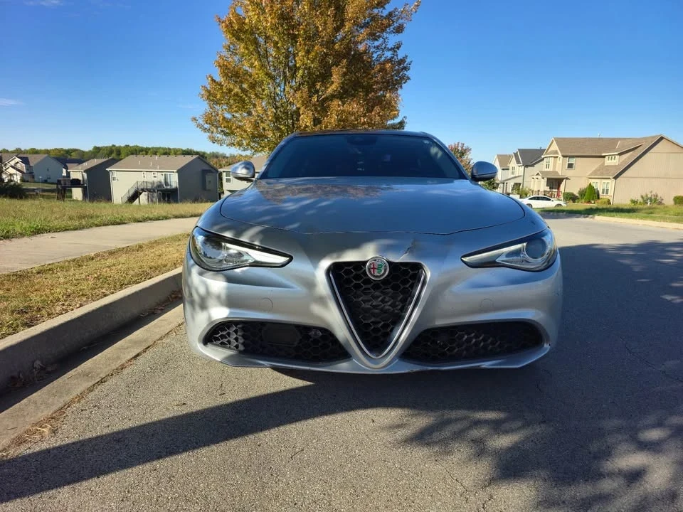 2017 Alfa Romeo Giulia - Image 12 of 15