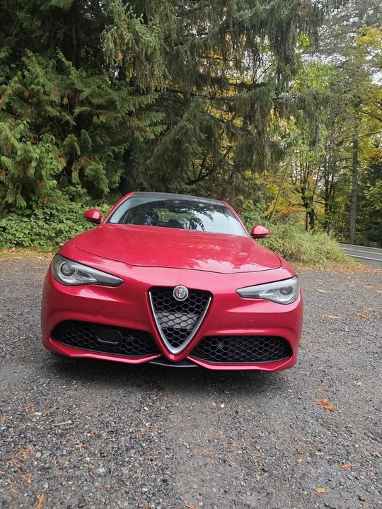 2017 Alfa Romeo Giulia - Image 7 of 11