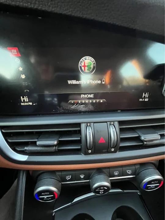 2017 Alfa Romeo Giulia - Image 9 of 15